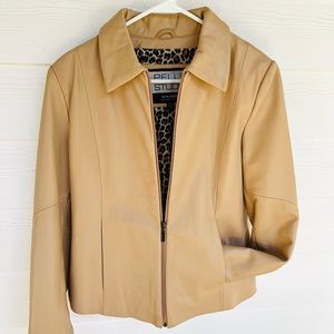 🌻 Beautiful WILSONS Genuine Leather women’s jacket…Camel tan, Medium